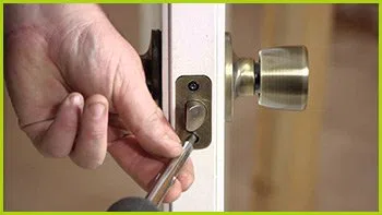 Expert Locksmith Services Chicopee, MA 413-248-8904 - 3-nearest-locksmith